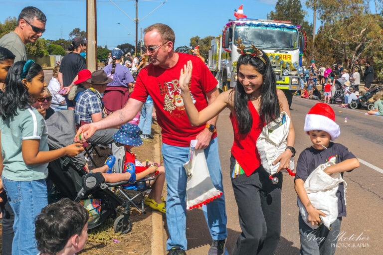 magical onesteel christmas pageant in whyalla