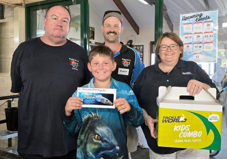 OneSteel casts support for kids crabbing day