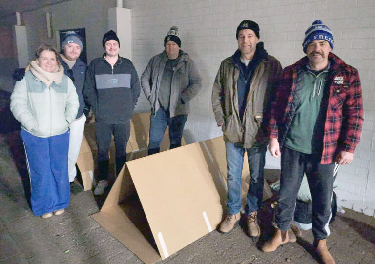 OneSteel crew sleeps out and smashes fundraising target
